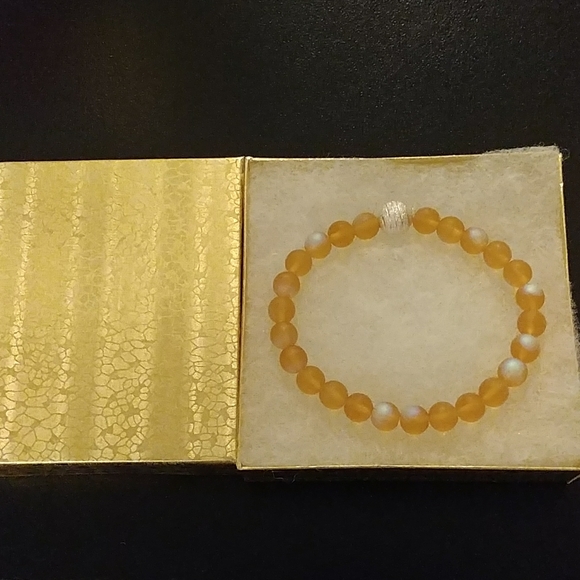 Topaz Gold Matte Aurora Bracelet - Picture 8 of 8